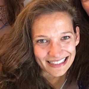 Meet your Posher, Elena